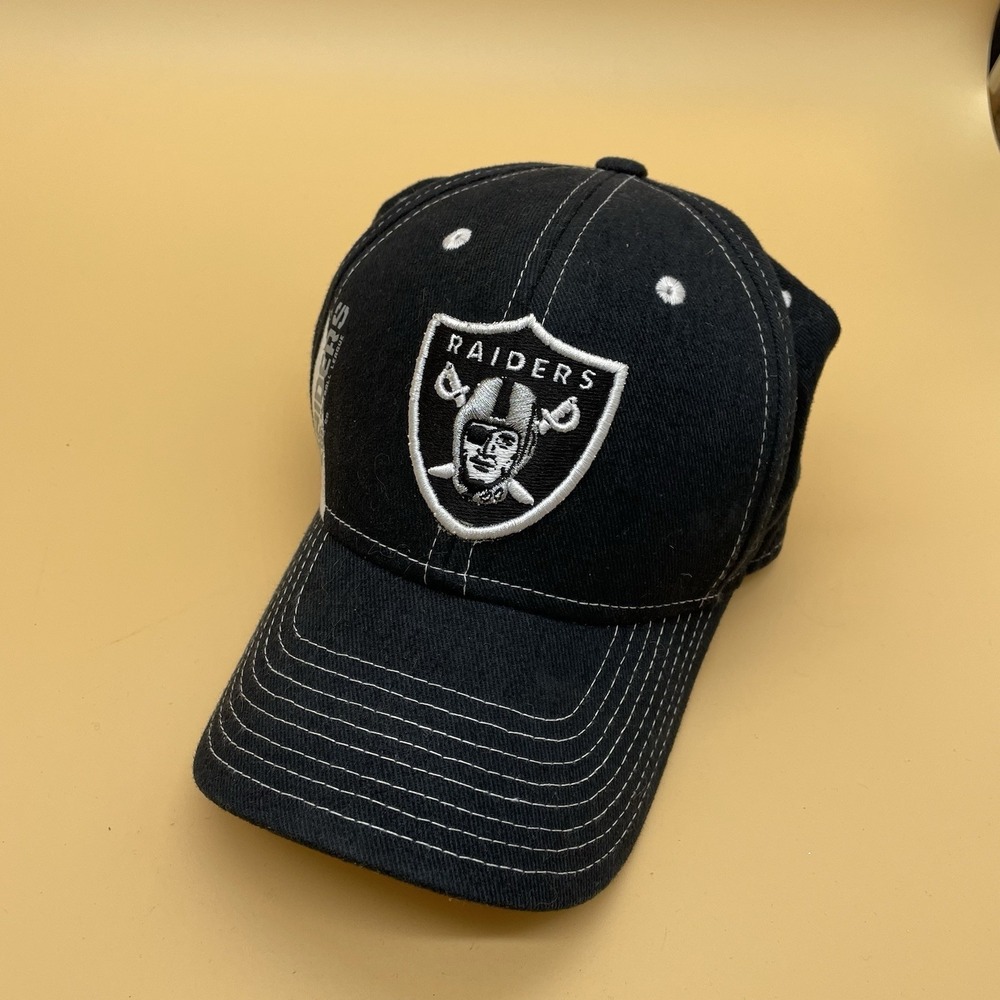 Vintage‎ Raiders Team  Field Reebok Hat Cap Adjustable Strapback NFL Football
